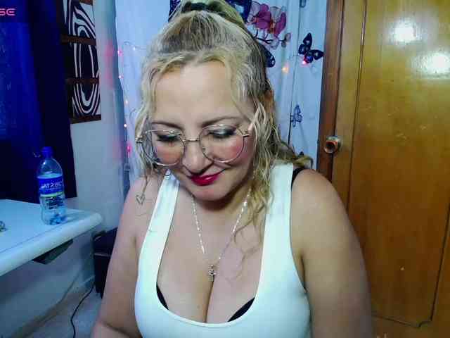 ally-sweety20 webcam