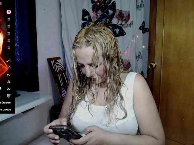 ally-sweety20 ally-sweety20