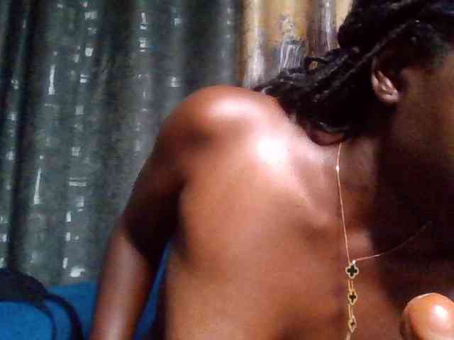 MelaninAngel webcam