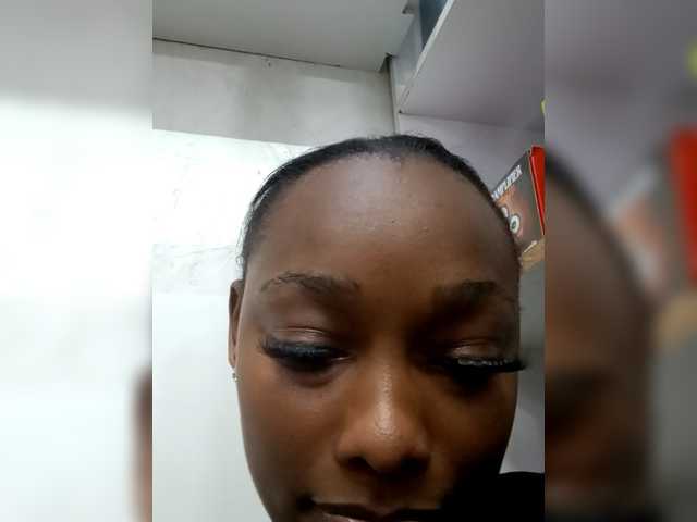 Profile and Statistics for Prettyebony-1 on BongaCams