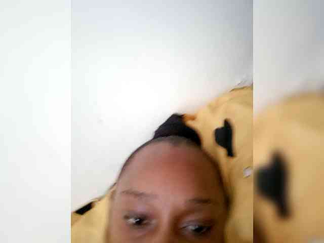 Prettyebony-1 webcam