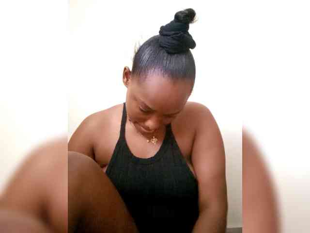 Prettyebony-1 webcam