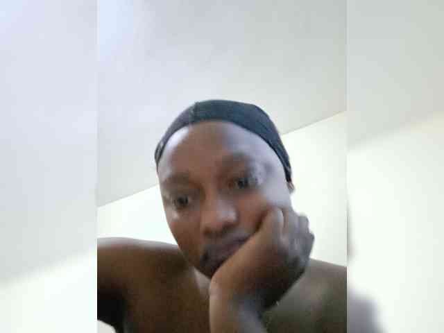 Prettyebony-1 webcam