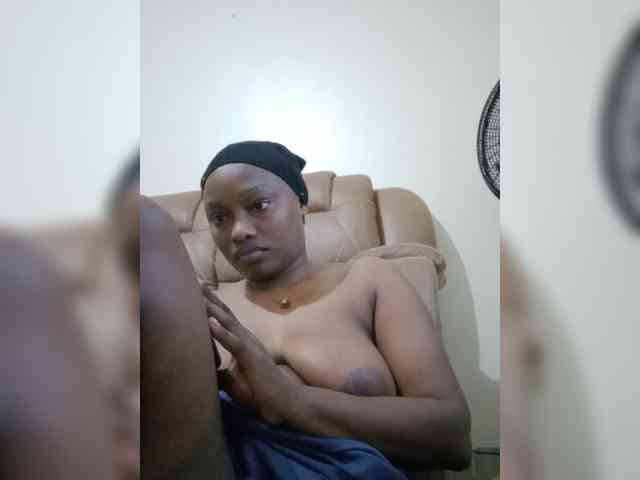 Prettyebony-1 webcam