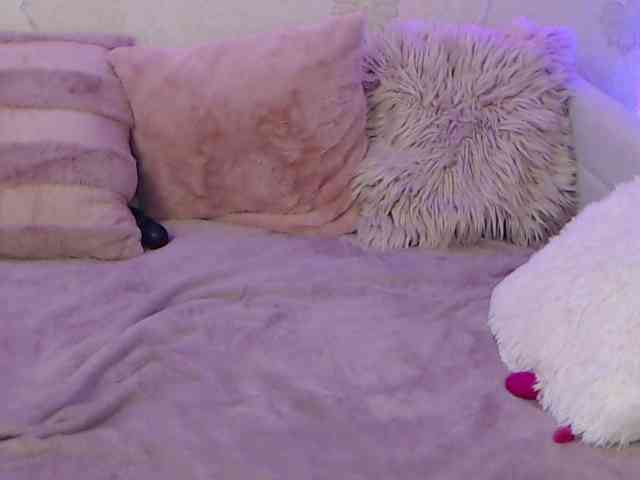 Este modelo está en vivo ahora. sunnylove-691