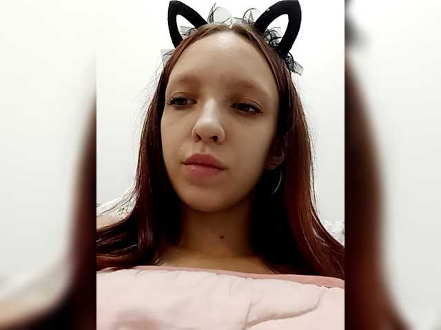 Chat with angelina20070 live cam