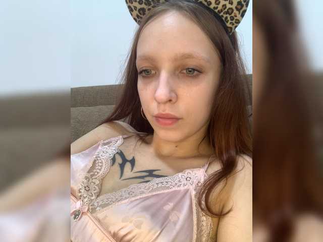 le modèle angelina20070 est en webcam porno dans un show sur le site bongacams, il possède les tags suivants: White/Caucasian,Redhead,Shaved