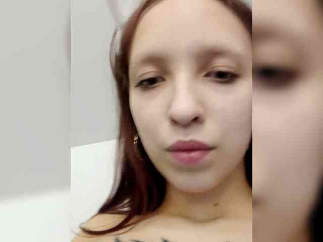 angelina20070 webcam