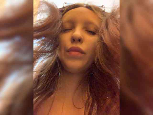angelina20070 webcam