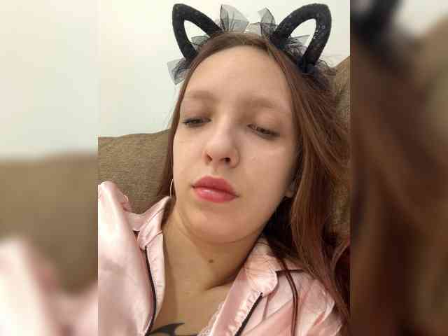 angelina20070 webcam