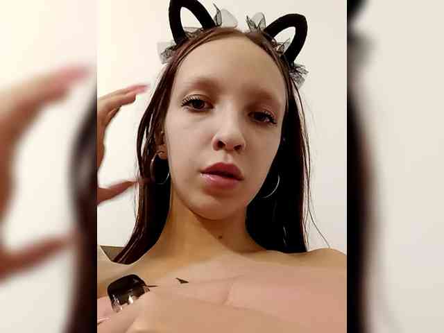 angelina20070 webcam