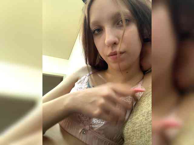 angelina20070 webcam