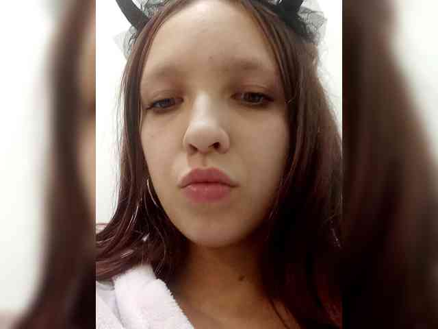 angelina20070 webcam