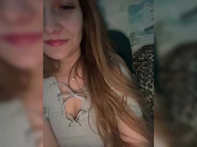 Lillii1's BongaCams show and profile