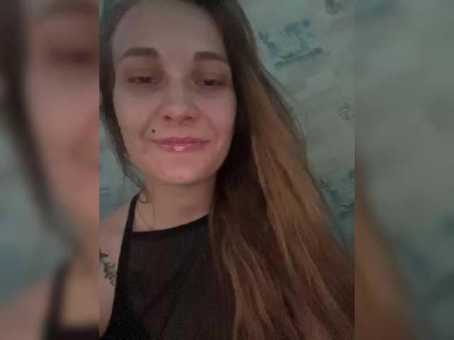 Lillii1's BongaCams show and profile