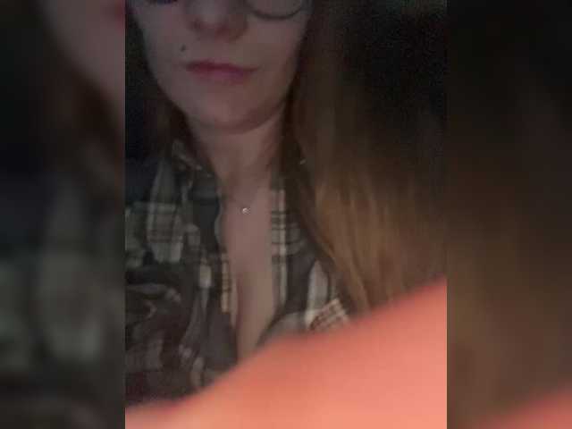 Lillii1's BongaCams show and profile