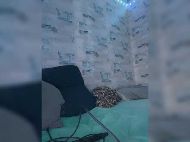 Lillii1's BongaCams show and profile