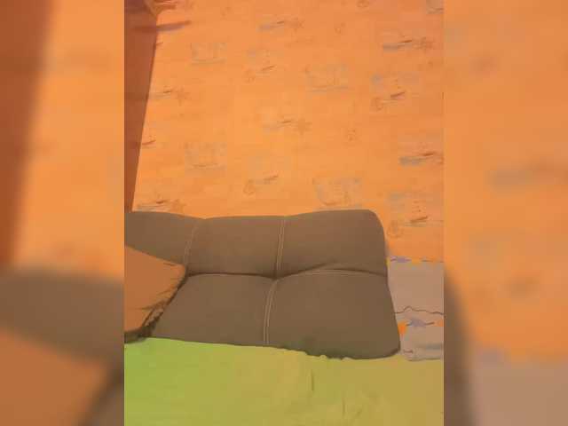 Lillii1's BongaCams show and profile