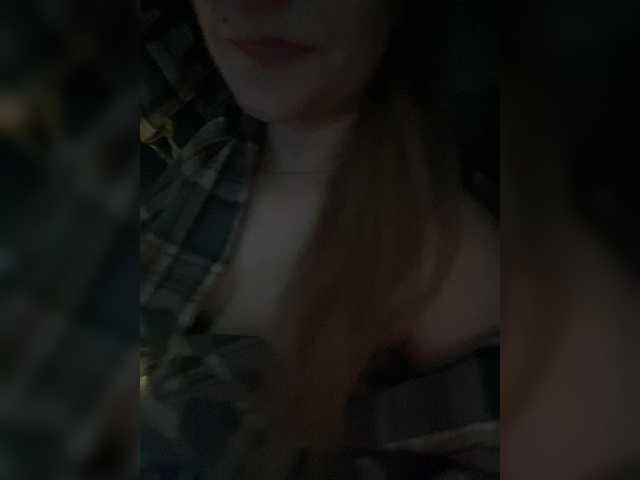 Lillii1's BongaCams show and profile