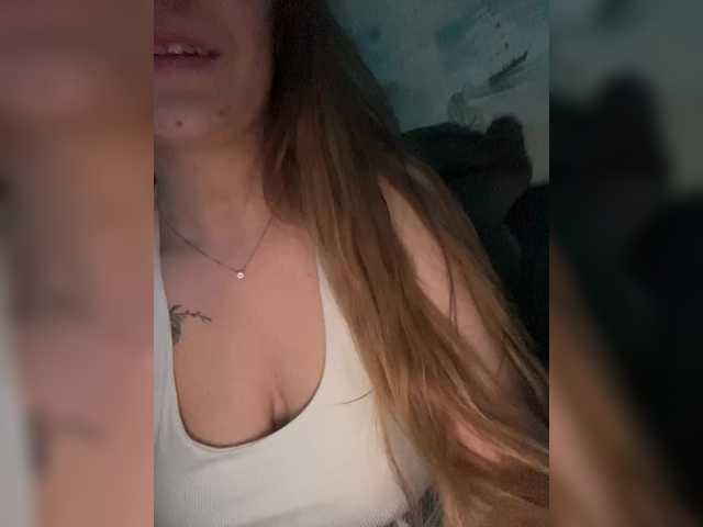 Lillii1's BongaCams show and profile