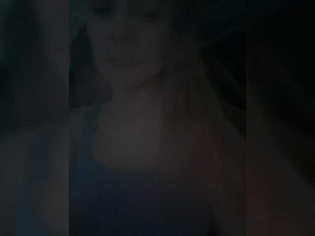 Lillii1's BongaCams show and profile