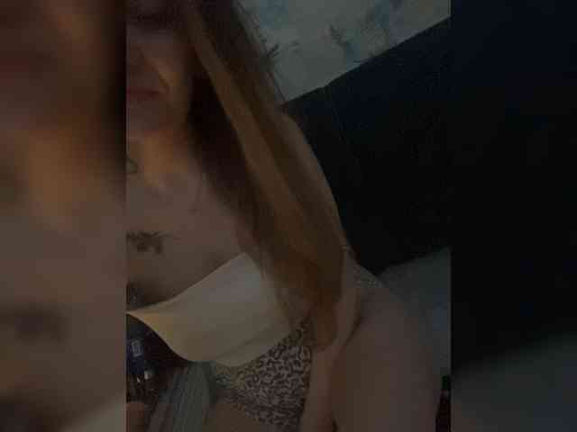 Lillii1 webcam