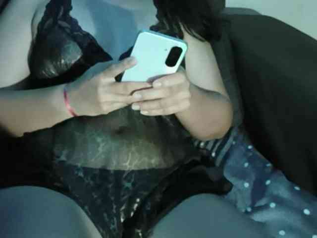 hemanuely webcam
