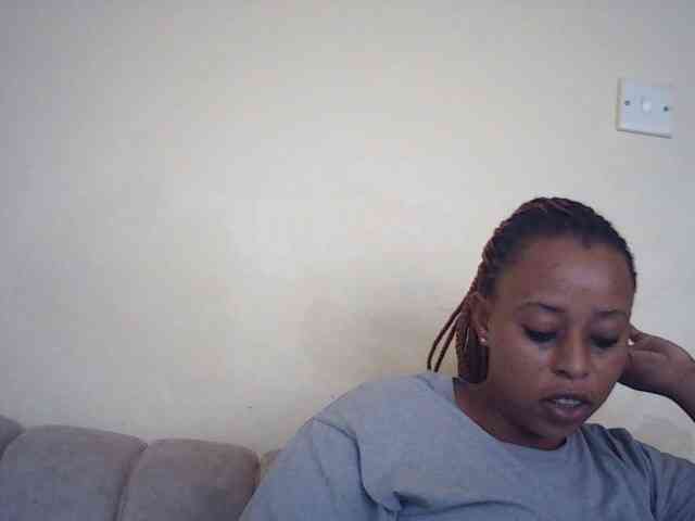 Sexybutties001 webcam