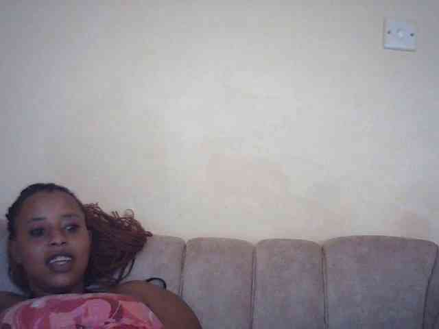 Sexybutties001 webcam