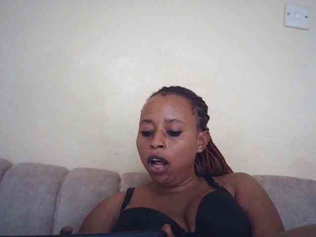 Sexybutties001 webcam