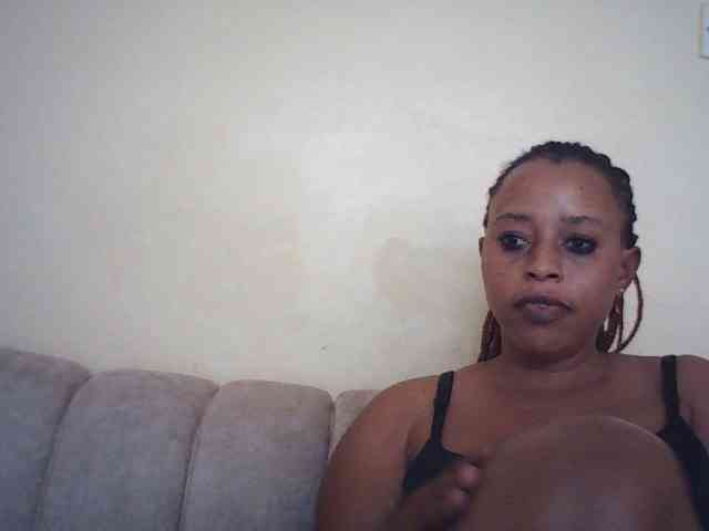 Sexybutties001 webcam