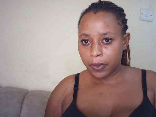 Sexybutties001 webcam