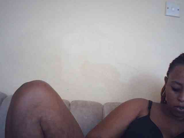 Sexybutties001 webcam