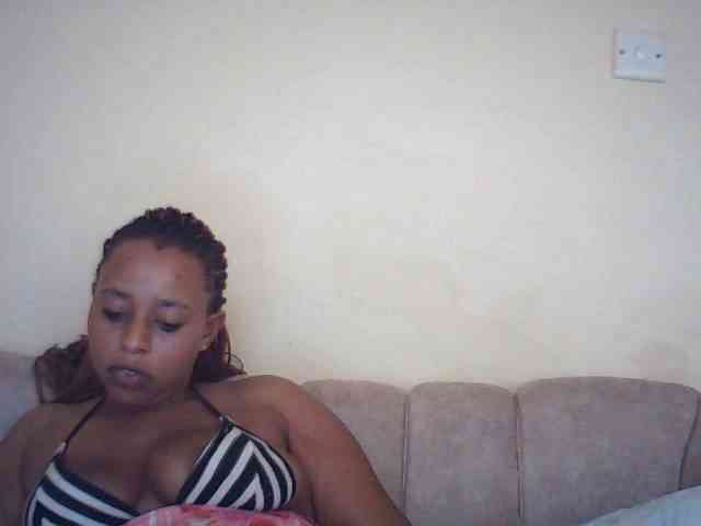 Sexybutties001 webcam