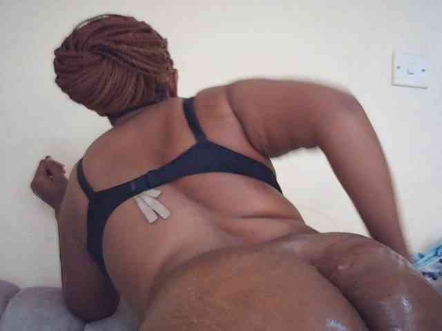 Sexybutties001 webcam