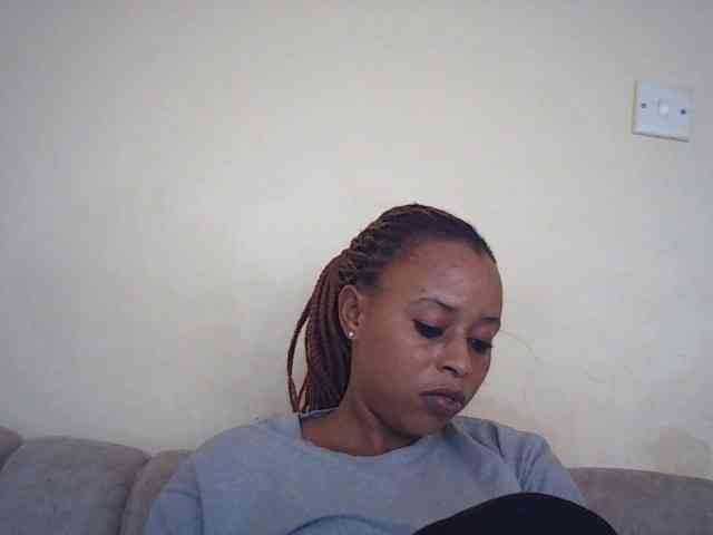 Sexybutties001 webcam