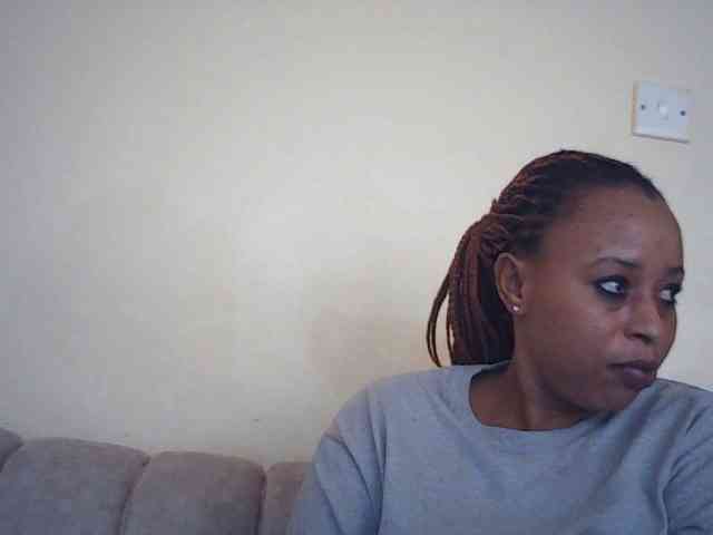 Sexybutties001 webcam