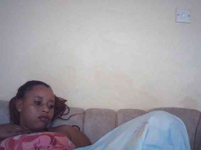 Sexybutties001 webcam