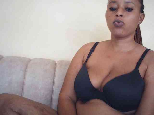 Sexybutties001 webcam