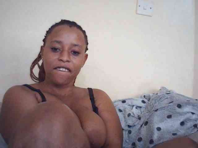 Sexybutties001 webcam