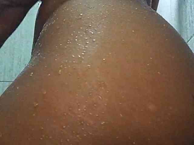 Modelo: CinnamonGirlBR