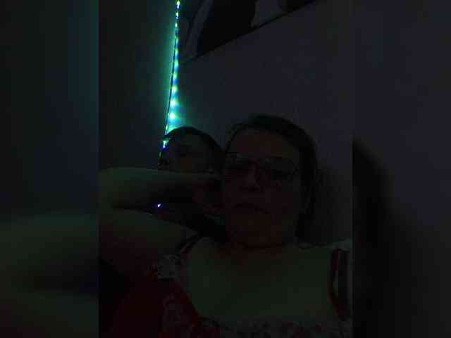 Juliaanna2001 webcam