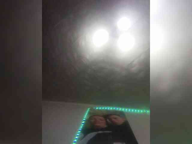 Juliaanna2001 webcam