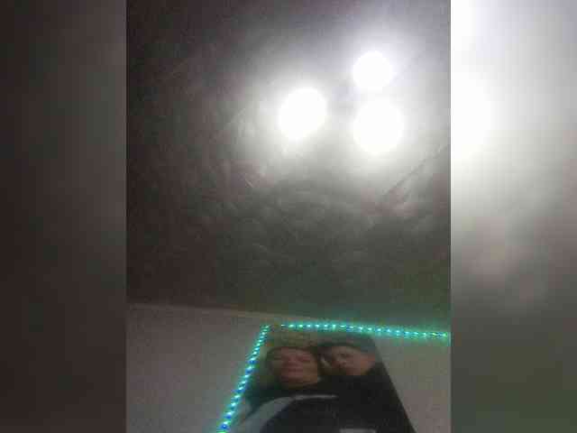 Juliaanna2001 webcam