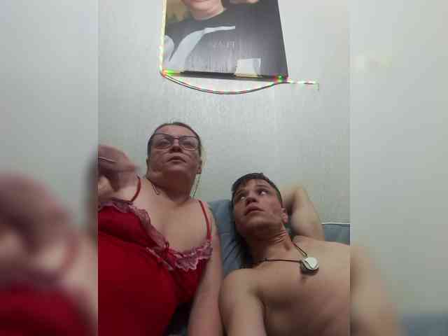 Juliaanna2001 webcam