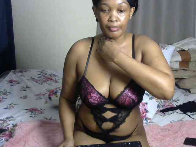 Sweetbooxo webcam