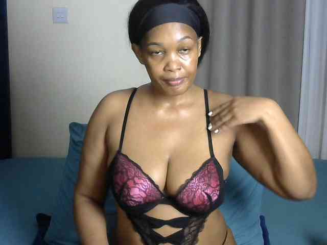Sweetbooxo webcam