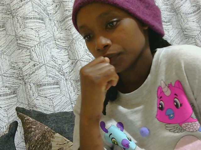 kinkydolll's BongaCams show and profile