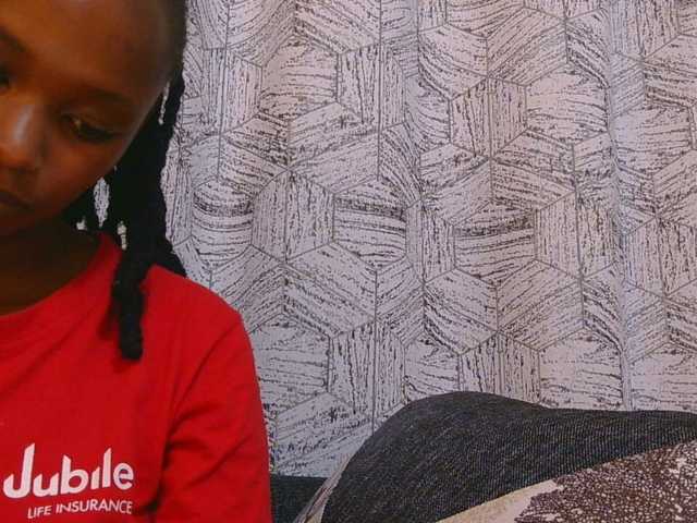 kinkydolll live cam on BongaCams