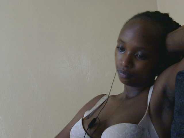 kinkydolll's BongaCams show and profile